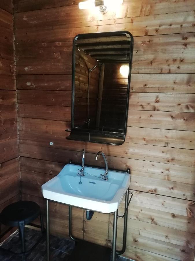 Nova Alofa Caravan Monchique Eksteriør bilde